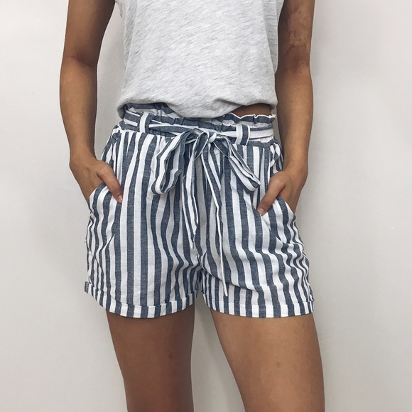 felicias Pants - 🆕 Lauren - Navy + White Striped Shorts